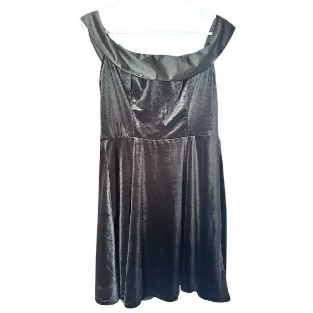 Trixxie NWOT Whimsical Minimalist Off the Shoulder Shiny-Satin A-Line  Dress L